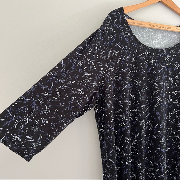 Addition Elle Blue Black Floral Print Long Sleeve Top Size 1X - Picture 3 of 7